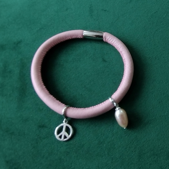 Authentic Endless Jewelry Rose Leather Single Bracelet + 2 Silver Charms - Picture 5 of 6